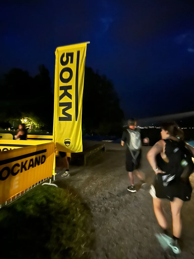 50 Kilometer Fahne in Rapperswil