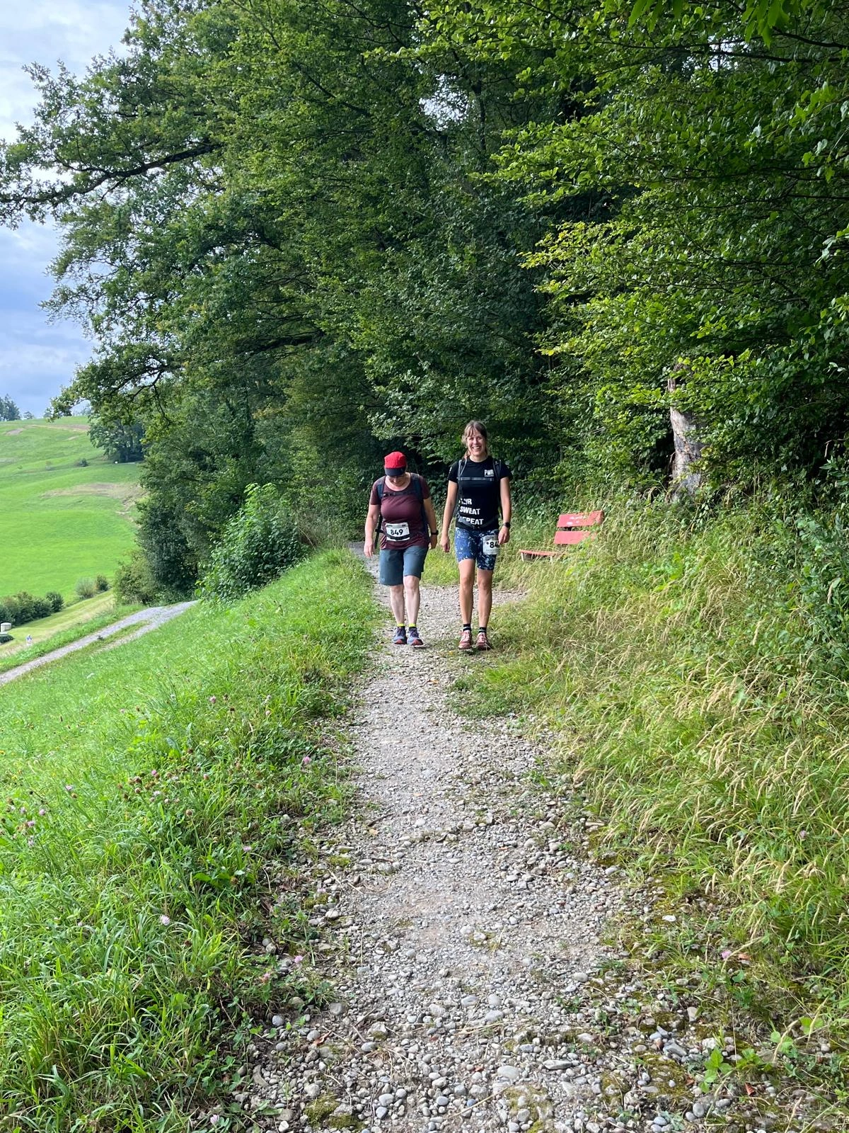 Laufen auf einem Wanderweg